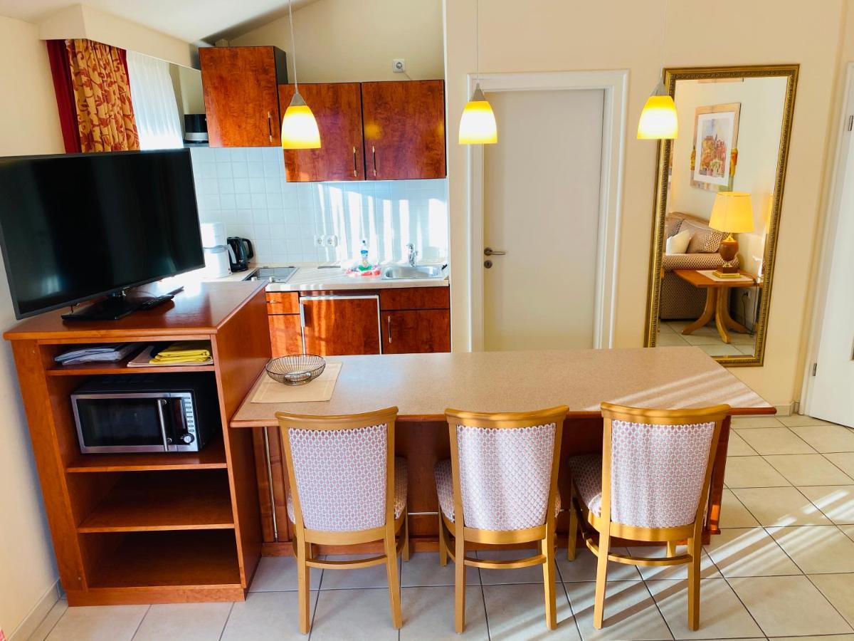 Residenz Bleichroeder - Ferienwohnung Charlotte Heringsdorf  Bagian luar foto
